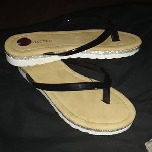 Womens sandals